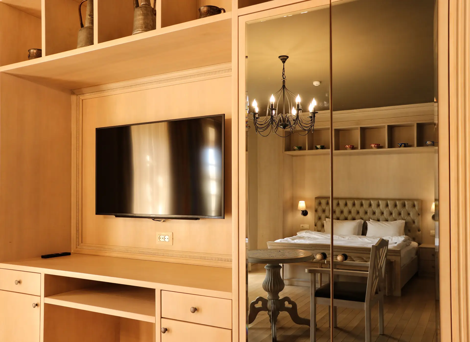 Deluxe Suite